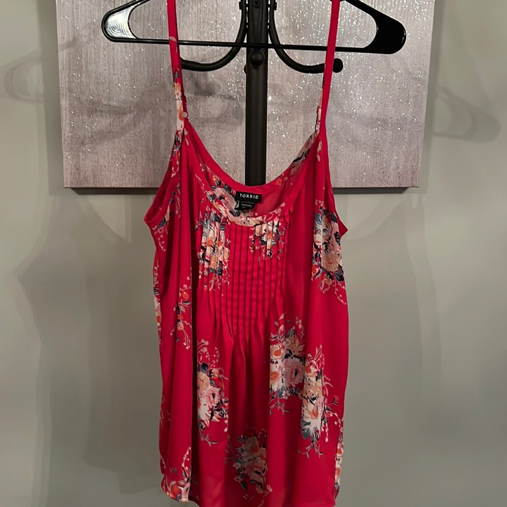 Torrid hundred percent polyester, tank top size 1X.